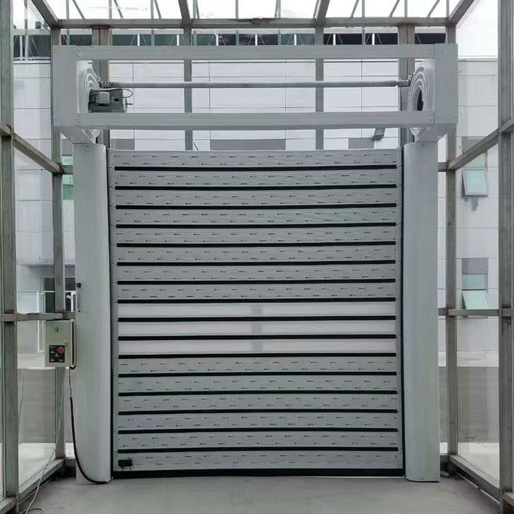Yüksek hızlı denge sert panel kapısı